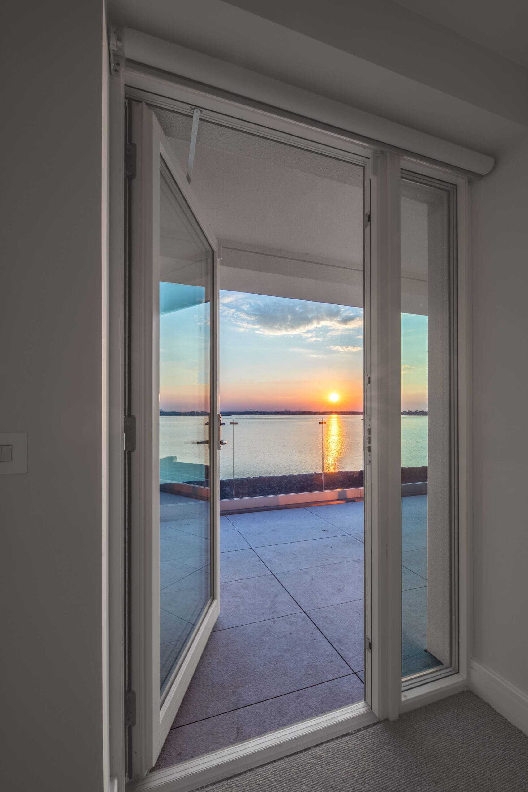 Single Balcony Door - Image 2